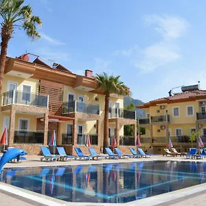 Yalcin & , Ölüdeniz Türkiye