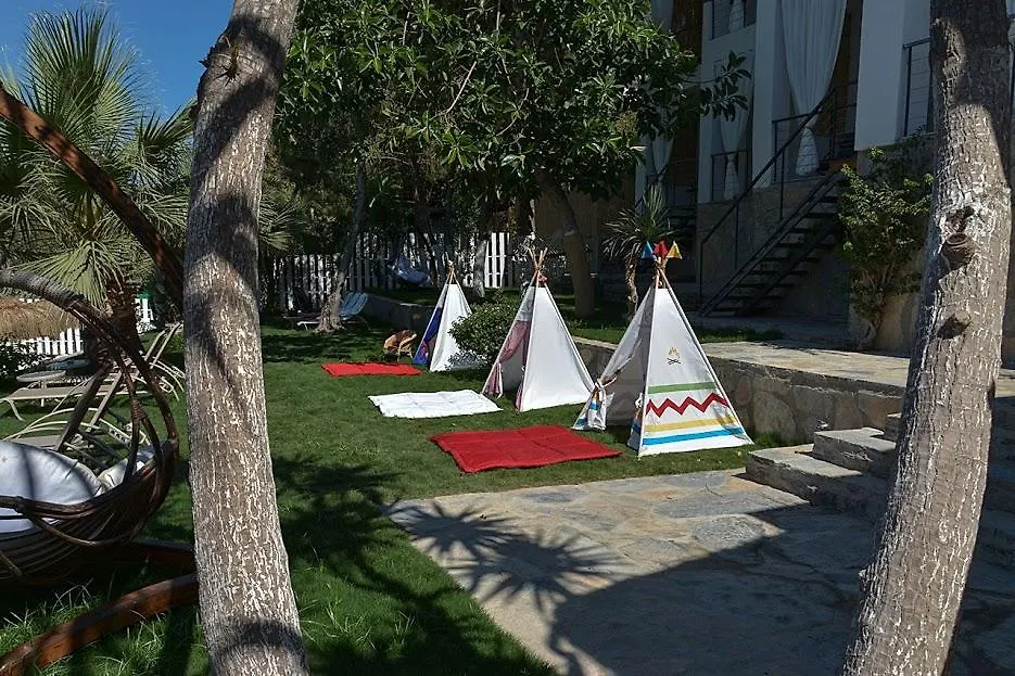 Moon Beach Otel Yalikavak 0*,
